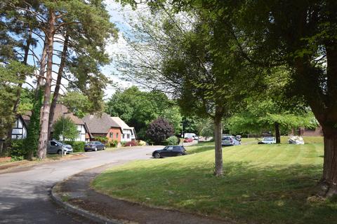 2 bedroom end of terrace house to rent, Broad Ha'penny, Boundstone, FARNHAM, GU10