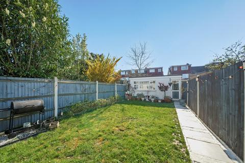 Flat 1, 13 Hampden Road, Harrow, HA3 5PP