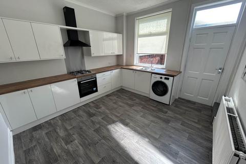 25 Andrew Street, Chadderton, Oldham, OL9 0JN