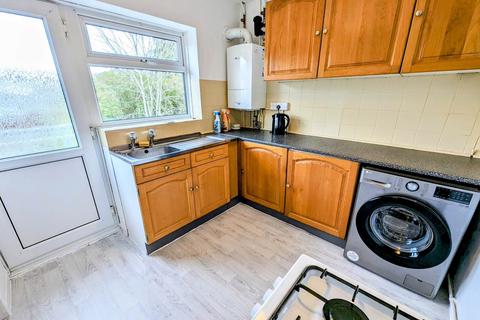 1 bedroom flat to rent, Howe Circle, Newport,