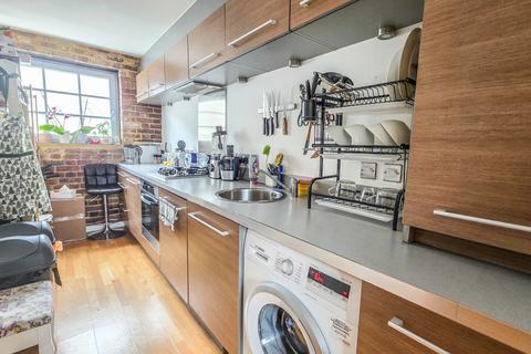 2 bedroom duplex for sale, North Block, The Railstore, RM2
