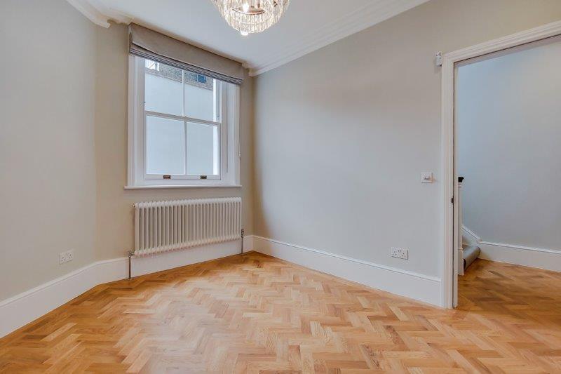 3 Dining Room-1.jpg