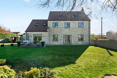 4 bedroom detached house for sale, Main Street, Wilsford, Grantham, NG32