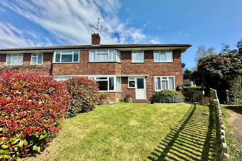 2 bedroom maisonette for sale, Thurbans Road, Farnham