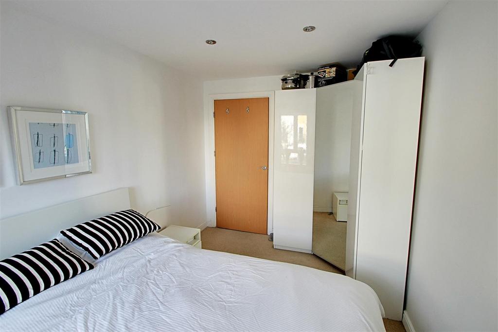 Bedroom 2.jpg