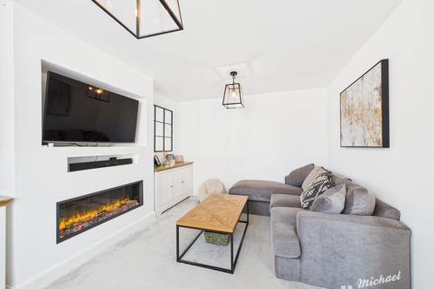 10 Babbage Grove, Leighton Buzzard, LU7 3GA