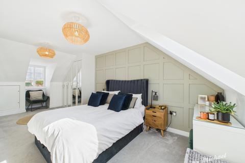 10 Babbage Grove, Leighton Buzzard, LU7 3GA
