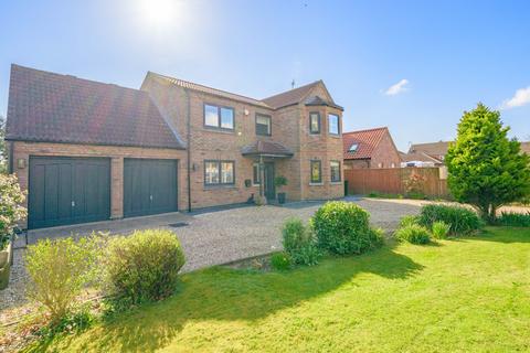 6 bedroom detached house for sale, Cul De Sac, Stickford, PE22