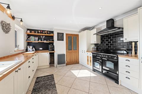6 bedroom detached house for sale, Cul De Sac, Stickford, PE22