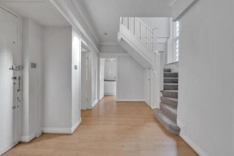undefined, London, NW11