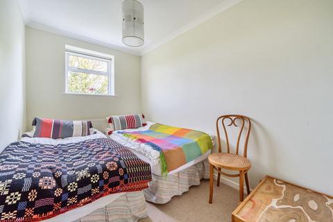 104 Pensclose, Witney, OX28 2EQ