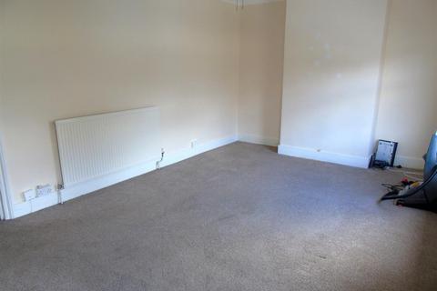1 bedroom maisonette for sale, Victoria Road, Watford WD24