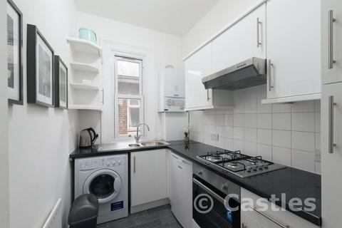 3 bedroom flat to rent, Alexandra Road, Hornsey, N8