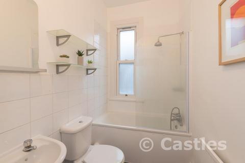 3 bedroom flat to rent, Alexandra Road, Hornsey, N8