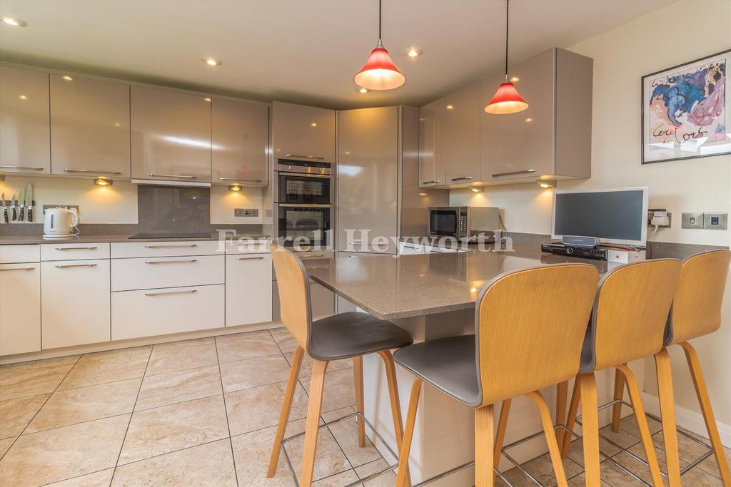 Breakfast Kitchen im
