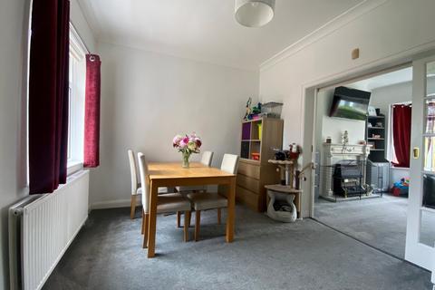 3 bedroom terraced house for sale, Cleckheaton Road, Low Moor, Bradford, BD12