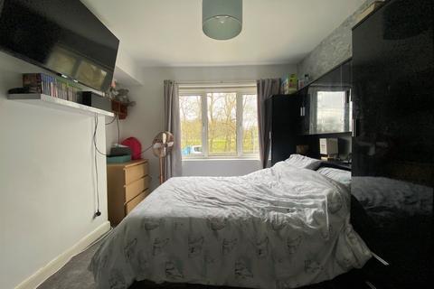 3 bedroom terraced house for sale, Cleckheaton Road, Low Moor, Bradford, BD12