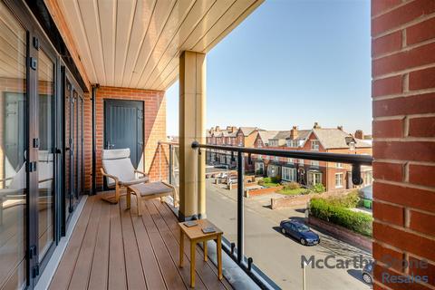 1 bedroom apartment for sale, Orchid Court, South Promenade, Lytham St. Annes