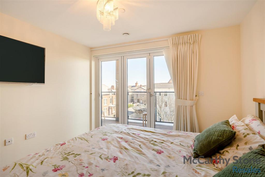 8642688-interior11.jpg