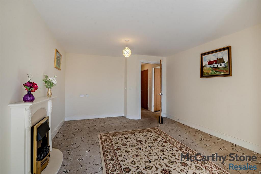8640501-interior21-800.jpg