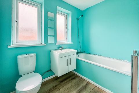 2 bedroom semi-detached house for sale, Creslow, Leam Lane, Gateshead, NE10