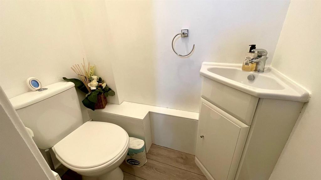2 piece cloakroom