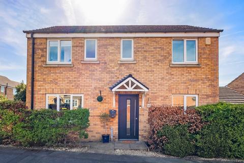 3 bedroom detached house for sale, Burnleys Mill Road, Cleckheaton
