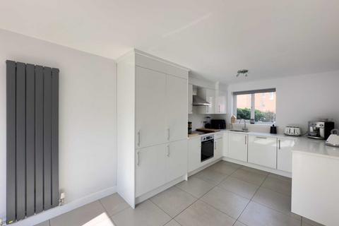 3 bedroom detached house for sale, Burnleys Mill Road, Cleckheaton