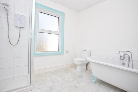 5 Elms Vale Road, Dover, CT17 9NZ