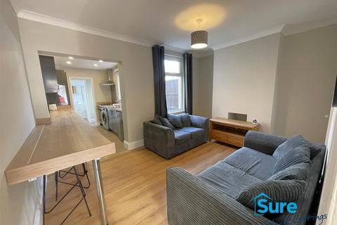 undefined, Robinhood Street, Gloucester, GL1.