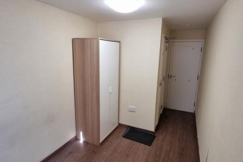 3 bedroom flat to rent, Daniel House, Trinity Road, Bootle, Merseyside, L20