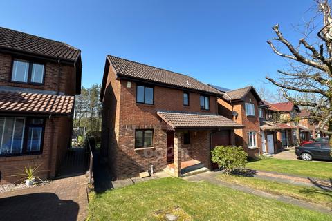 46 Linister Crescent, Howwood, Johnstone, PA9 1DS