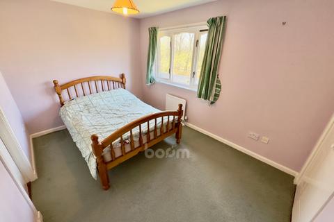 46 Linister Crescent, Howwood, Johnstone, PA9 1DS