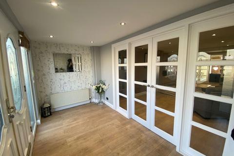 4 bedroom semi-detached house for sale, 14 Totnes Avenue, Chadderton, Oldham, OL9 0RE