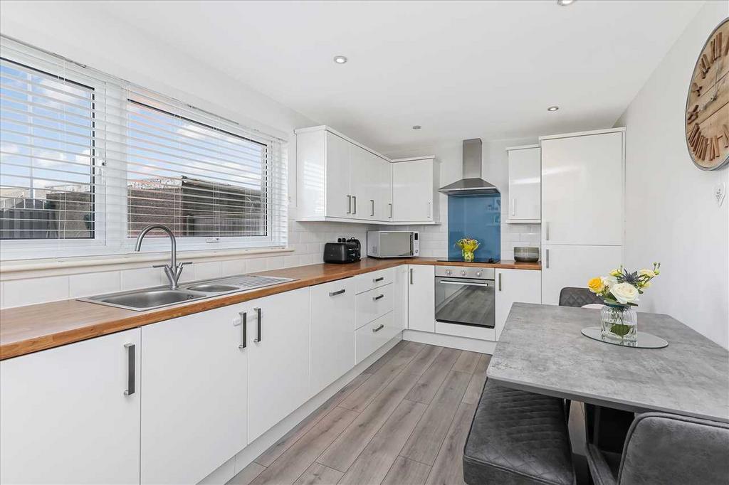 Kitchen Dining (1)