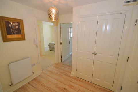 undefined, Gomer Road, Bagshot