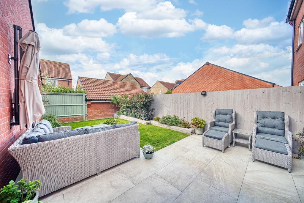 67 Moorhen Rd- Mark Templer - Photo CB 8.jpeg