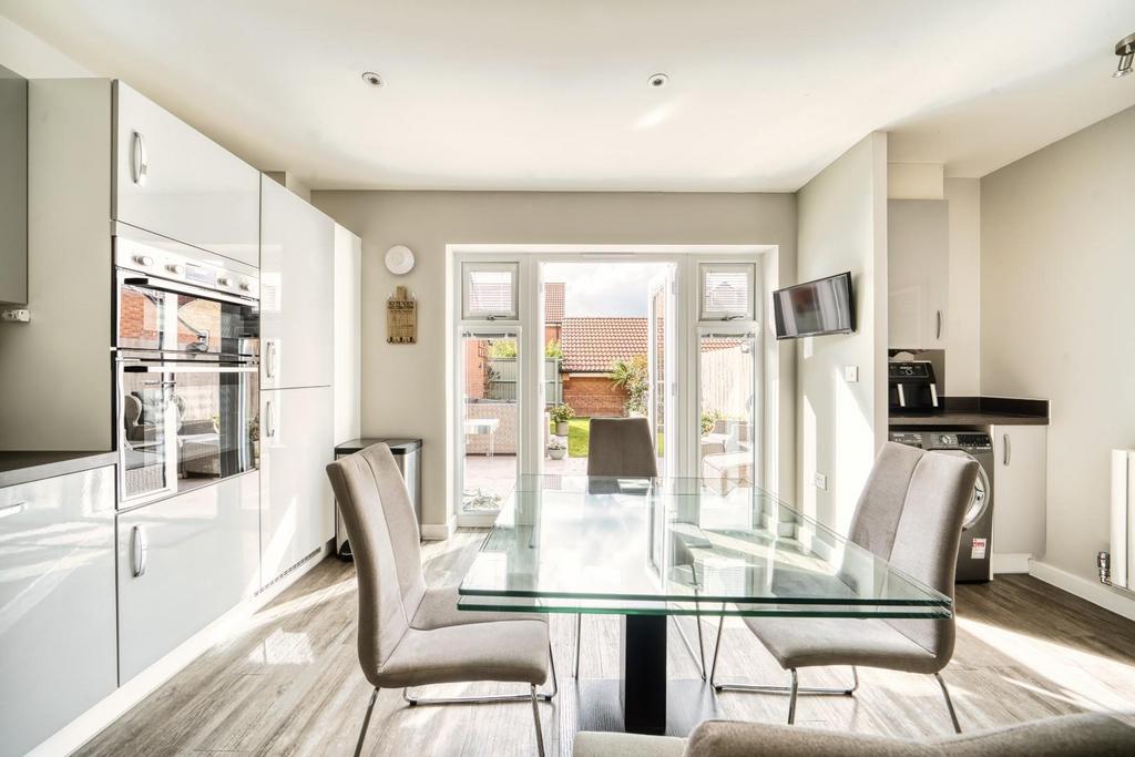67 Moorhen Rd- Mark Templer - Photo CB 16.jpeg