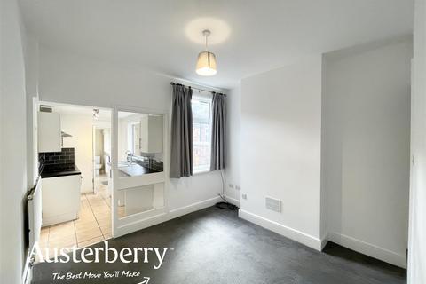 2 bedroom terraced house to rent, Cumming Street, Stoke-On-Trent ST4
