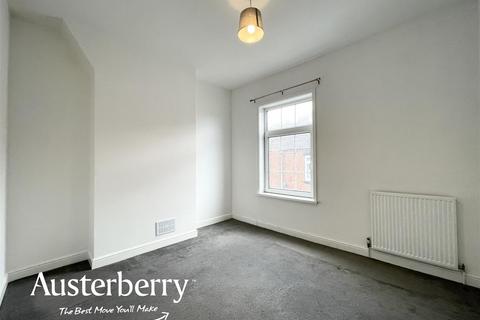 2 bedroom terraced house to rent, Cumming Street, Stoke-On-Trent ST4