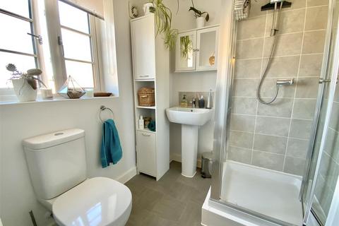 3 bedroom semi-detached house for sale, Aintree Avenue, Towcester