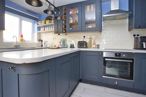 25 Station Road, Folkestone, CT19 4AY