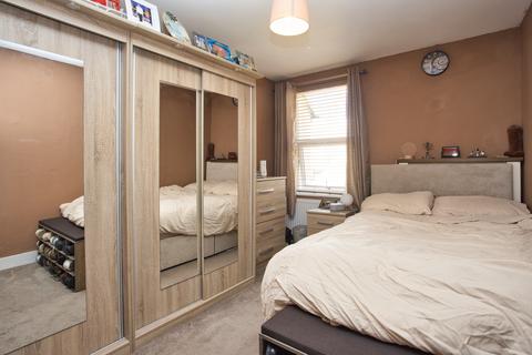 25 Station Road, Folkestone, CT19 4AY