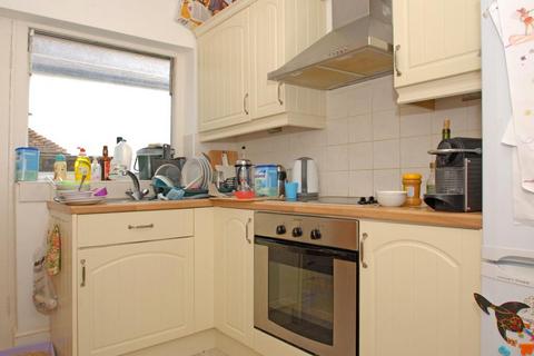 3 bedroom semi-detached house to rent, Ash Grove,  Headington,  OX3