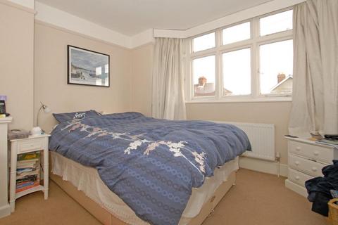 3 bedroom semi-detached house to rent, Ash Grove,  Headington,  OX3