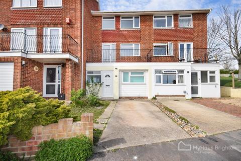 4 bedroom house to rent, Slinfold Close, Brighton
