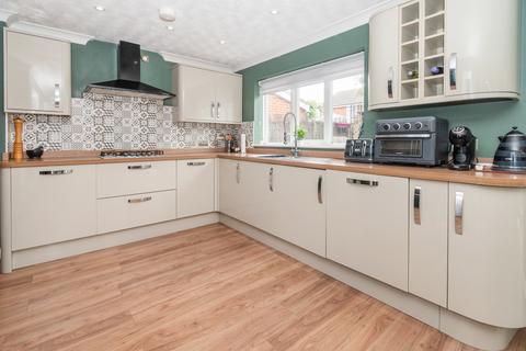 7 Shore Close, Herne Bay, CT6 8FH