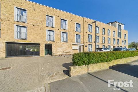 undefined, Hatton Road, Bedfont, Greater London, TW14
