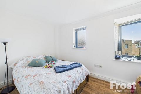 undefined, Hatton Road, Bedfont, Greater London, TW14