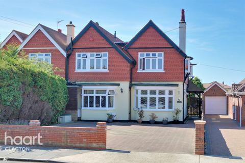 4 bedroom semi-detached house for sale, Arnold Road, Clacton-On-Sea